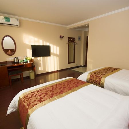 Greentree Inn Jiangsu Yancheng Dongtai Honglan Road Pedestrian Street Express Hotel Eksteriør billede